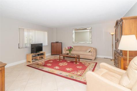 7448 Ashmont Circle Tamarac FL 33321