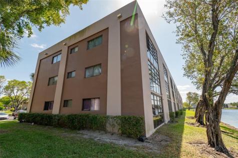 7448 Ashmont Circle Tamarac FL 33321