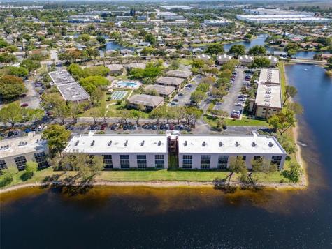 7448 Ashmont Circle Tamarac FL 33321