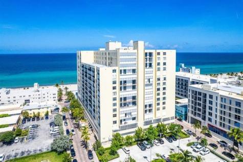 322 Buchanan Street Hollywood FL 33019