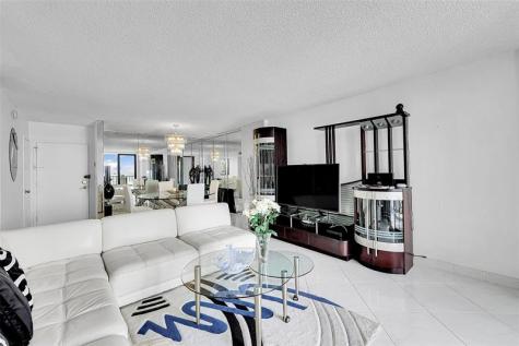 322 Buchanan Street Hollywood FL 33019