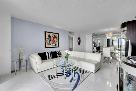 322 Buchanan Street Hollywood FL 33019
