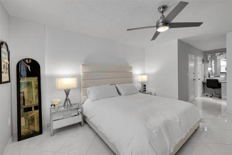 322 Buchanan Street Hollywood FL 33019