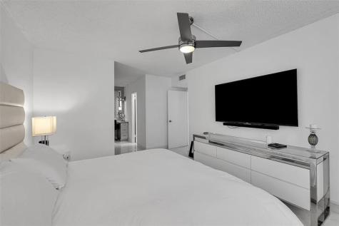 322 Buchanan Street Hollywood FL 33019
