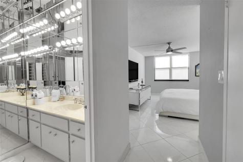 322 Buchanan Street Hollywood FL 33019