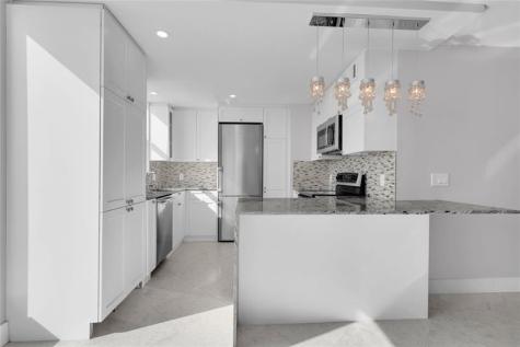 1010 S Ocean Boulevard Pompano Beach FL 33062