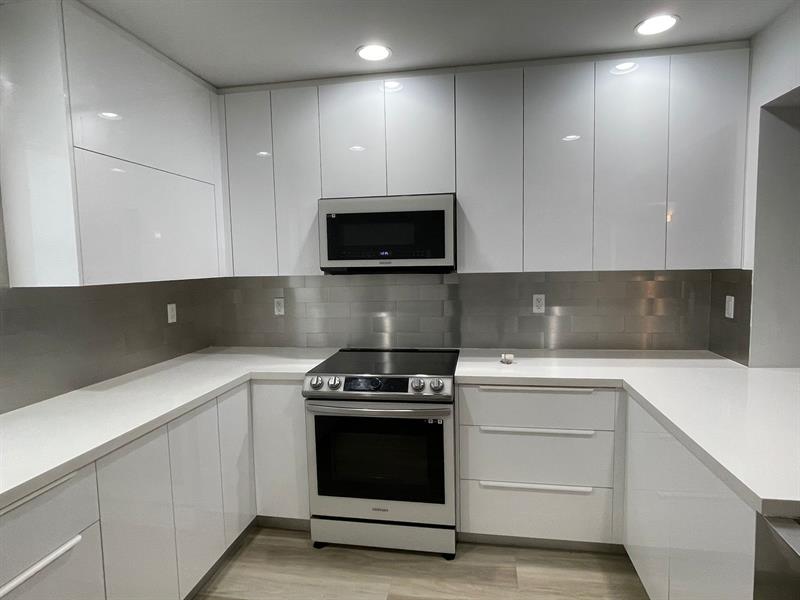 250 NE 20th Street Boca Raton FL 33431