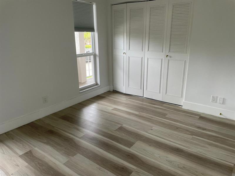 250 NE 20th Street Boca Raton FL 33431