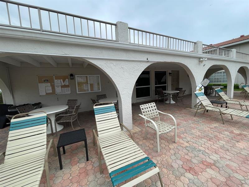 250 NE 20th Street Boca Raton FL 33431