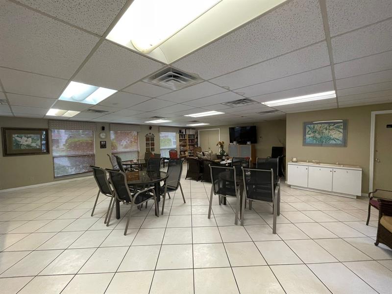 250 NE 20th Street Boca Raton FL 33431