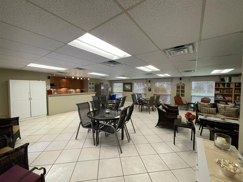 250 NE 20th Street Boca Raton FL 33431