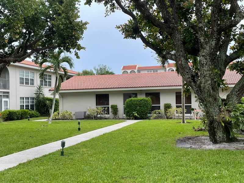 250 NE 20th Street Boca Raton FL 33431