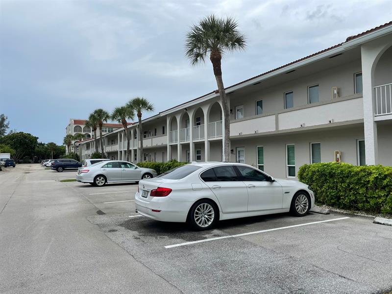 250 NE 20th Street Boca Raton FL 33431