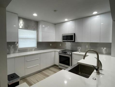 250 NE 20th Street Boca Raton FL 33431