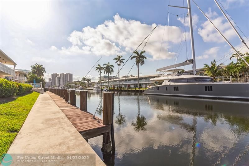 2808 NE 33rd Court Fort Lauderdale FL 33306