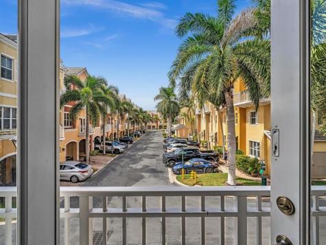 2329 Vintage Drive Lighthouse Point FL 33064