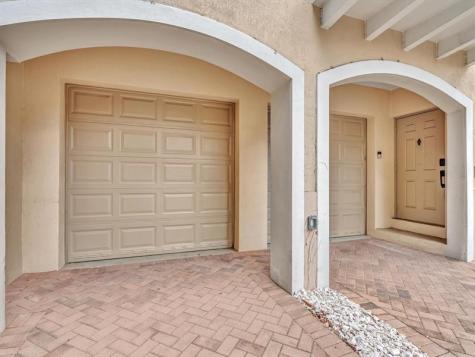 2329 Vintage Drive Lighthouse Point FL 33064