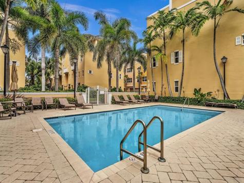 2329 Vintage Drive Lighthouse Point FL 33064