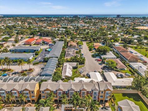 2329 Vintage Drive Lighthouse Point FL 33064