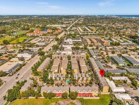 2329 Vintage Drive Lighthouse Point FL 33064