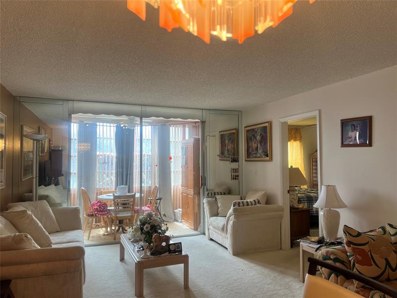 9420 Sunrise Lakes Boulevard Sunrise FL 33322