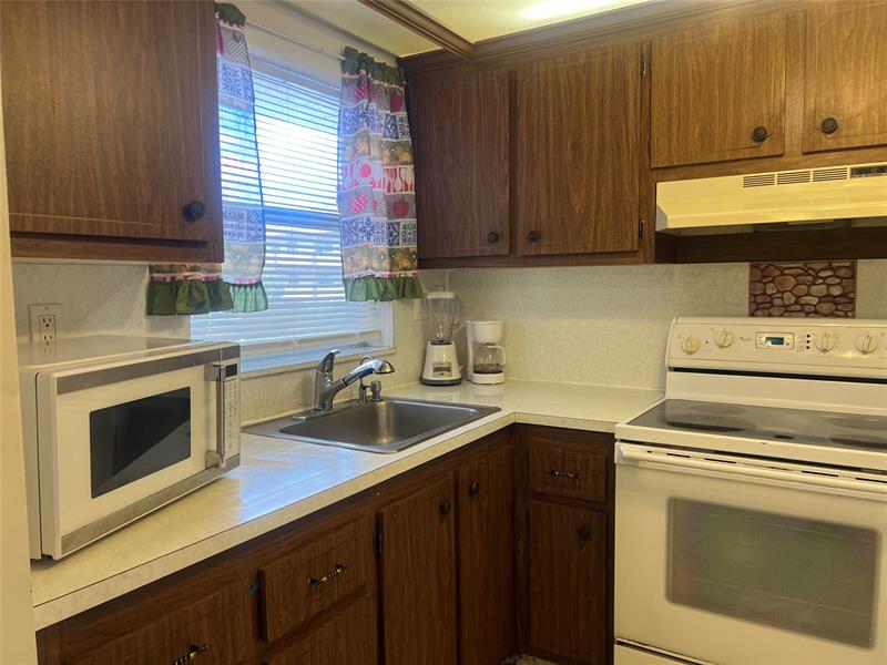 9420 Sunrise Lakes Boulevard Sunrise FL 33322