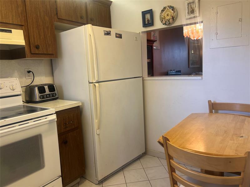 9420 Sunrise Lakes Boulevard Sunrise FL 33322