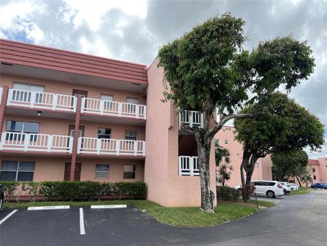 9420 Sunrise Lakes Boulevard Sunrise FL 33322