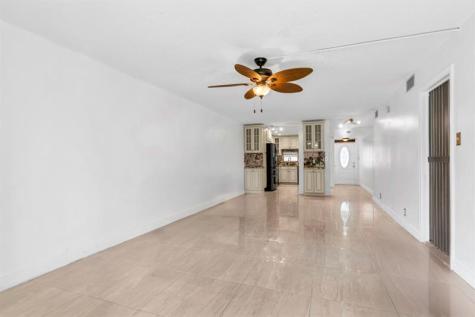 8941 S Hollybrook Boulevard Pembroke Pines FL 33025