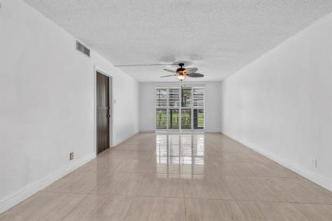 8941 S Hollybrook Boulevard Pembroke Pines FL 33025