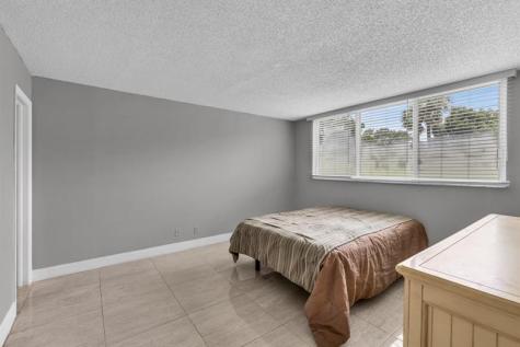 8941 S Hollybrook Boulevard Pembroke Pines FL 33025