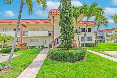 8941 S Hollybrook Boulevard Pembroke Pines FL 33025