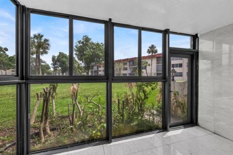 8941 S Hollybrook Boulevard Pembroke Pines FL 33025