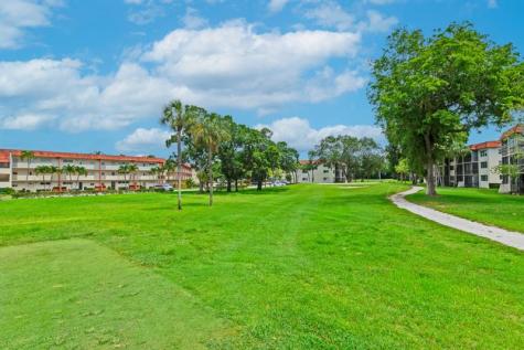 8941 S Hollybrook Boulevard Pembroke Pines FL 33025