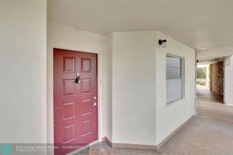 1801 Eleuthera Point Coconut Creek FL 33066