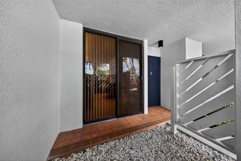 1100 SE 5th Court Pompano Beach FL 33060