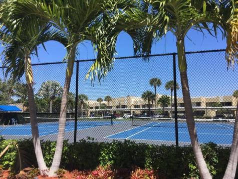 1100 SE 5th Court Pompano Beach FL 33060