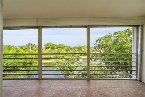 2502 Antigua Terrace Coconut Creek FL 33066