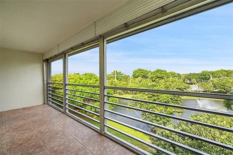 2502 Antigua Terrace Coconut Creek FL 33066