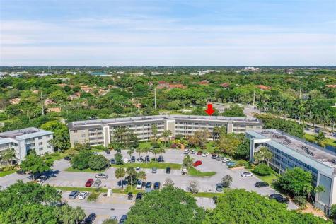 2502 Antigua Terrace Coconut Creek FL 33066