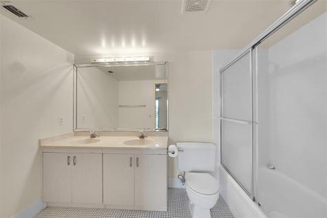 2502 Antigua Terrace Coconut Creek FL 33066