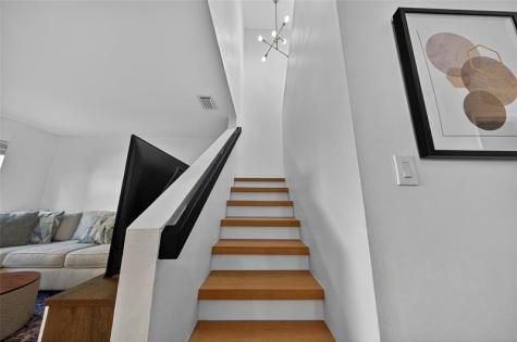 201 NE 16th Place Fort Lauderdale FL 33305