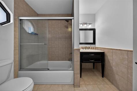 201 NE 16th Place Fort Lauderdale FL 33305