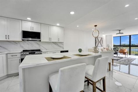 8900 Washington Boulevard Pembroke Pines FL 33025