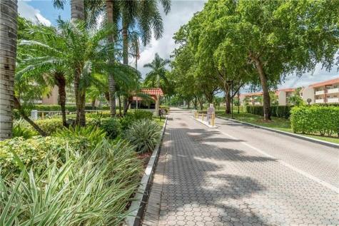 8900 Washington Boulevard Pembroke Pines FL 33025