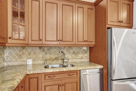 7680 NW 79th Avenue Tamarac FL 33321