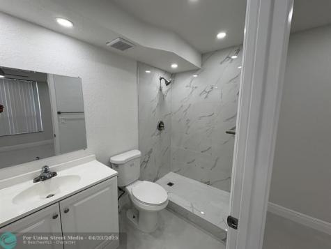 7650 W Mcnab Tamarac FL 33321