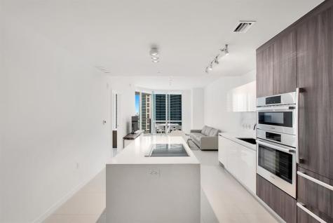 851 NE 1st Avenue Miami FL 33132