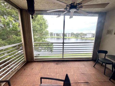 9430 Poinciana Place Davie FL 33324