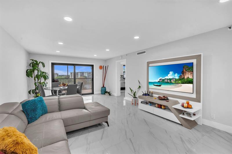 2221 Cypress Island Drive Pompano Beach FL 33069